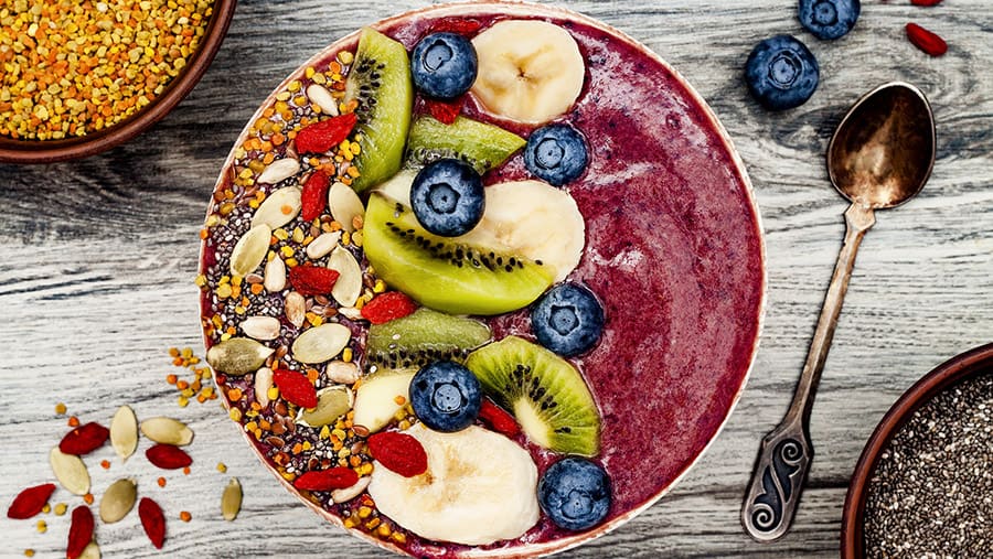 Aging-Youthful-Smoothie-Bowls