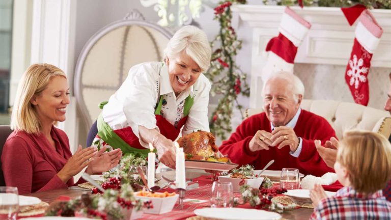 4 Ways to Add Healthier Foods to Your Holiday Parties This Year